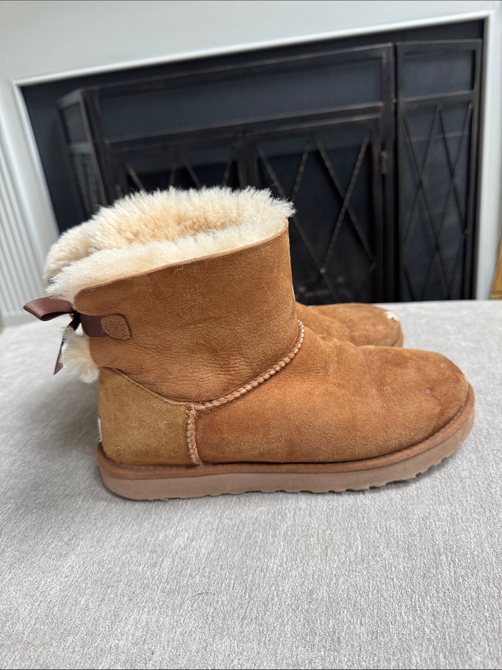 UGG Mini Bailey in Chestnut
